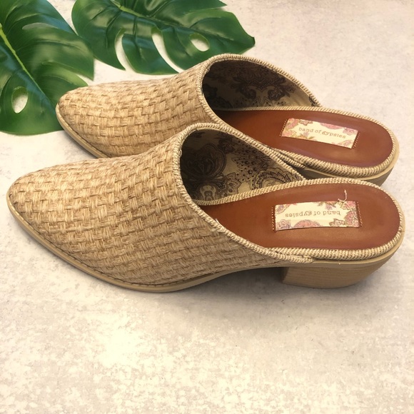 Band of Gypsies Parker Sand Woven Mule NWT Size 9 - Picture 3 of 7